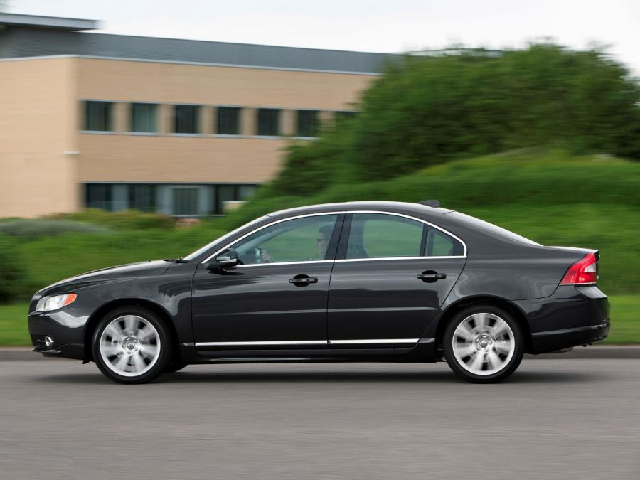 Volvo S80 DRIVe Efficiency 2011 года  (UK) (фото 9 из 9)